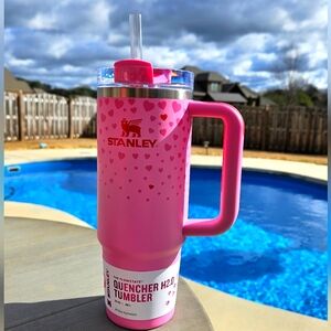 NWT Stanley 30oz Sweet Hearts Pink Valentines Day Flowstate H20 Quencher…